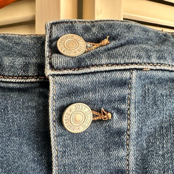 Just Jeans Skirt - Picture 2 of 2